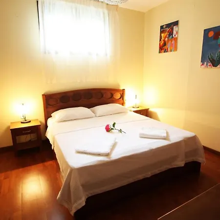 Magic Balcony Suite Apartments *