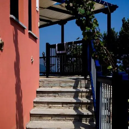 Magic Balcony Suite Apartments דירה *